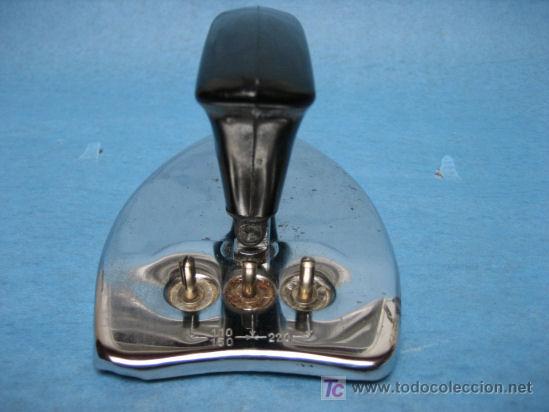 Antig&uuml;edades: Antigua plancha el&eacute;ctrica, plegable - Foto 4