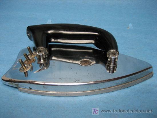 Antig&uuml;edades: Antigua plancha el&eacute;ctrica, plegable - Foto 3