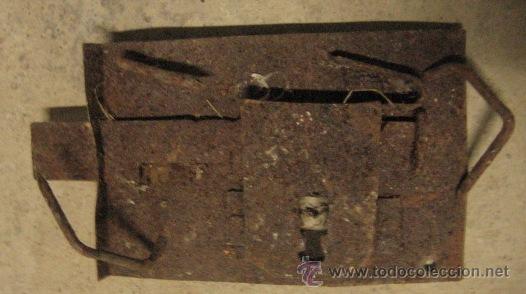 Antig&uuml;edades: Cerradura de 155 cms, sin llave - Foto 1