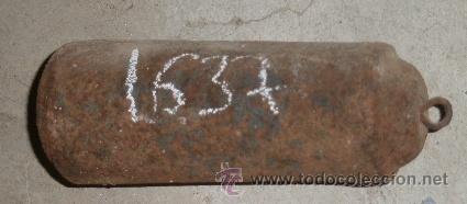 Antig&uuml;edades: pesa de 12 cmts. - Foto 1
