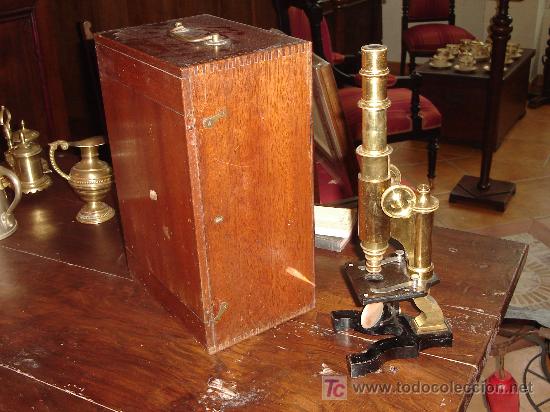 Antig&uuml;edades: Antig&uuml;o Microscopio alem&aacute;n con caja - Foto 2