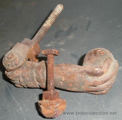Antig&uuml;edades: Llamador de puerta de 9 cms - Foto 1