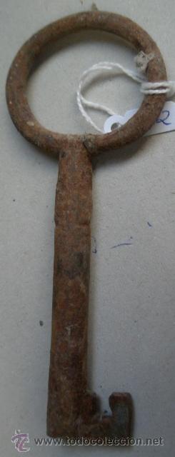 Antig&uuml;edades: Llave de 10,5 cms - Foto 1