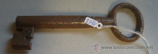 Antig&uuml;edades: Llave de 13,5 cms - Foto 1