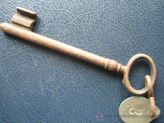 Antig&uuml;edades: LLAVE ANTIGUA DE FORJA - Foto 1