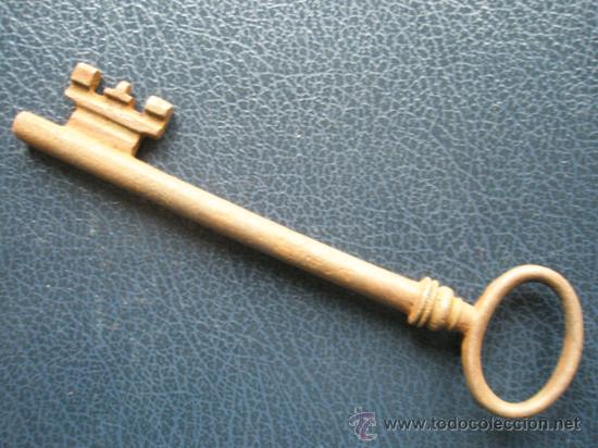 Antig&uuml;edades: LLAVE ANTIGUA DE FORJA 11 CM - Foto 1