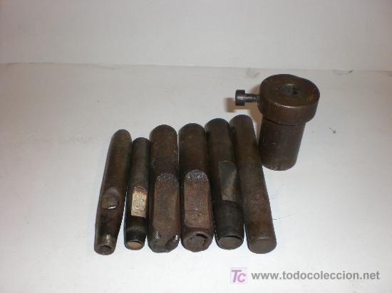 Antig&uuml;edades: TROQUELES PARA IMPRENTA - Foto 1