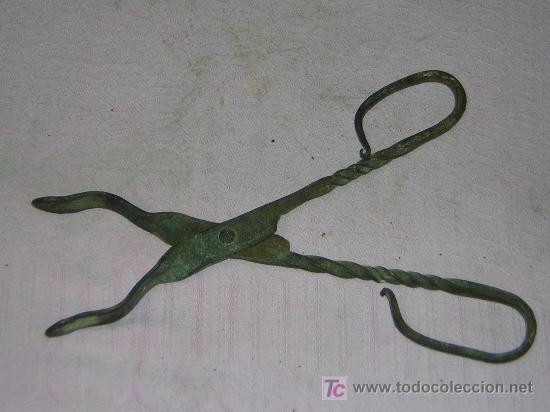 Antig&uuml;edades: TENAZA DE FORJA - Foto 1