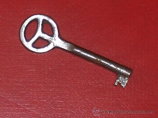 Antig&uuml;edades: LLAVE MUY ANTIGUA - Foto 1