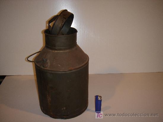 Antig&uuml;edades: aceitera de la renfe de transporte 10 litros - Foto 1