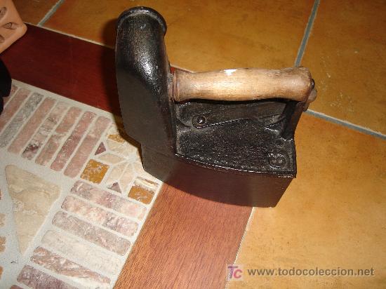 Antig&uuml;edades: plancha de hierro - Foto 2