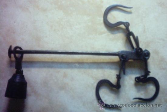 Antig&uuml;edades: ROMANA PEQUE&Ntilde;A - MEDIDAS DE EJE 29 CM. - Foto 2