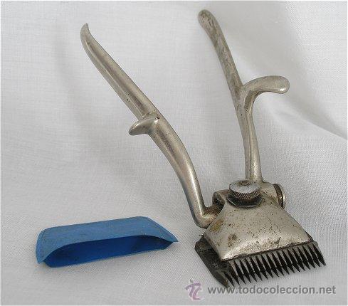 Antig&uuml;edades: MAQUINILLA DE CORTAR EL PELO - Foto 1
