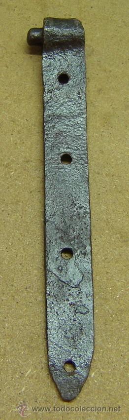 Antig&uuml;edades: GOLFO DE PUERTA ANTIGUO DE FORJA  medida 3*27 cms. - Foto 1