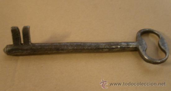 Antig&uuml;edades: Llave de 18 cms - Foto 1