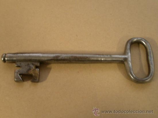 Antig&uuml;edades: Llave de 16 cms - Foto 1