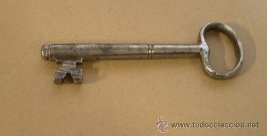 Antig&uuml;edades: Llave de 14 cms - Foto 1