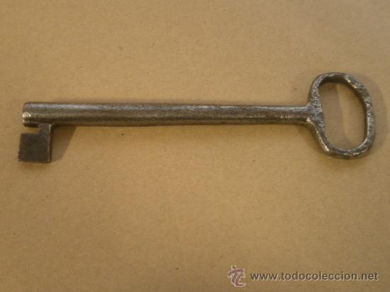Antig&uuml;edades: Llave de 145 cms - Foto 1