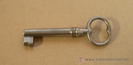 Antig&uuml;edades: Llave de 8 cms - Foto 1