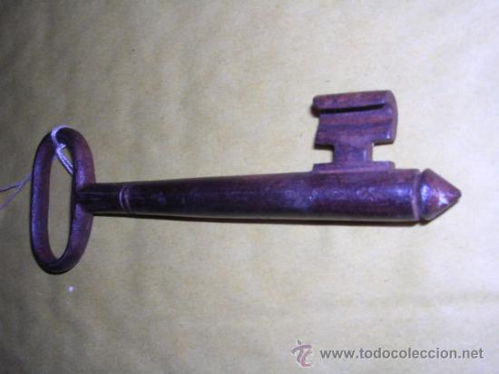 Antig&uuml;edades: LLAVE ANTIGUA DE HIERRO-13,5X4,5 CM - Foto 1
