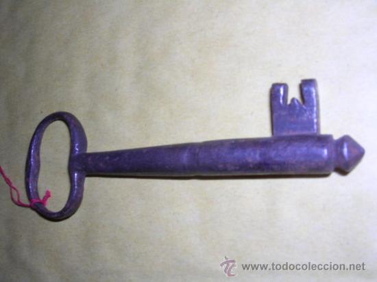 Antig&uuml;edades: LLAVE ANTIGUA DE HIERRO-10,5X3,5 CM. - Foto 1