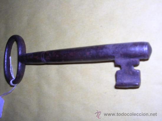 Antig&uuml;edades: LLAVE ANTIGUA DE HIERRO-12X4 CM. - Foto 1