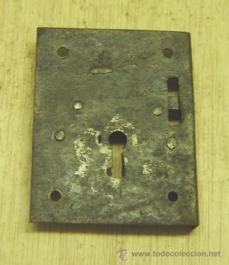 Antig&uuml;edades: CERROJO ANTIGUO SIN LLAVE medida 9*11 cms. - Foto 1