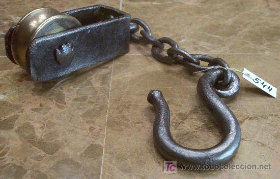 Antig&uuml;edades: ANTIGUA POLEA de bronce - Foto 1