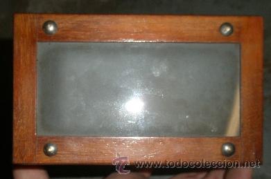 Antig&uuml;edades: Objeto para mirar estereosc&oacute;picas de vidrio con 9 vidrios - Foto 4
