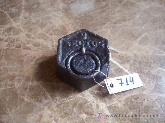 Antig&uuml;edades: ANTIGUA PESA DE HIERRO - Foto 1