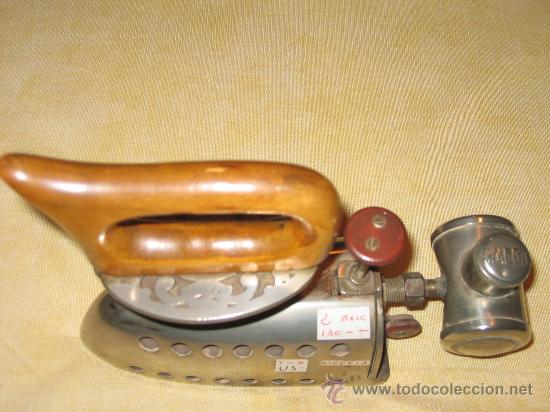 Antig&uuml;edades: PLANCHA DE ALCOHOL - Foto 2