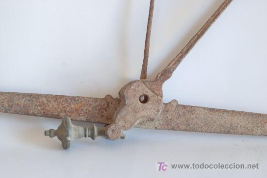 Antig&uuml;edades: Balanza antigua. - Foto 2