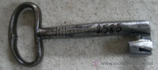 Antig&uuml;edades: Llave hueca, 10 cms - Foto 1