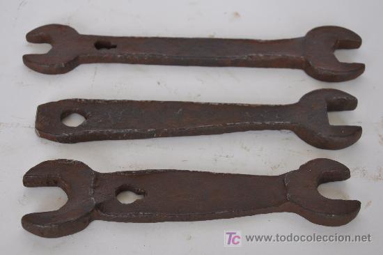 Antig&uuml;edades: Llaves antiguas de forja. - Foto 1
