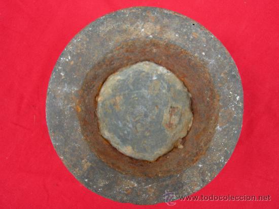 Antig&uuml;edades: GRAN PESA DE HIERRO DE 5 KILOS - Foto 2