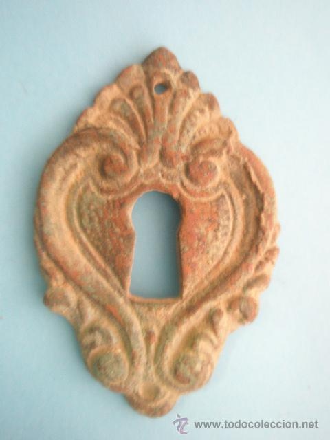 Antig&uuml;edades: BOCALLAVES DE LLAVE  BRONCE LATON - Foto 1