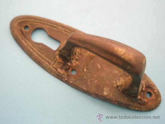 Antig&uuml;edades: BOCALLAVES DE LLAVE  BRONCE LATON - Foto 1