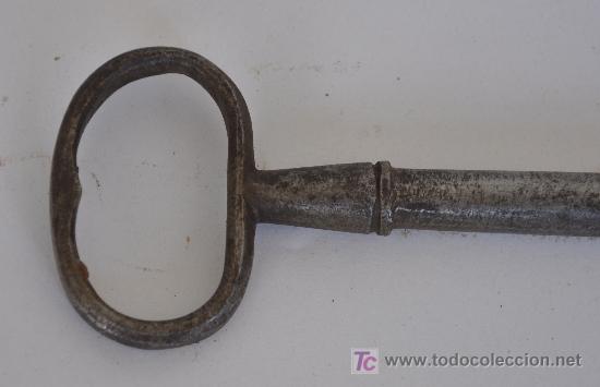 Antig&uuml;edades: Magn&iacute;fica llave antigua de forja. - Foto 3