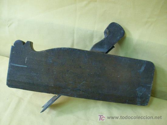 Antig&uuml;edades: ANTIGUO CEPILLO DE CARPINTERO - MEDIDAS 27X15 - Foto 3
