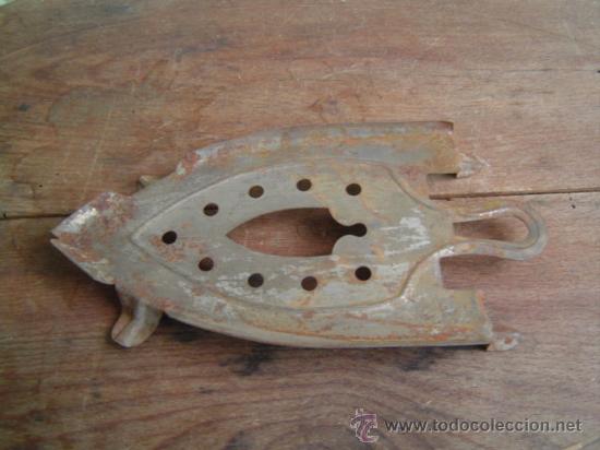 Antig&uuml;edades: SOPORTE PARA PLANCHA - Foto 1