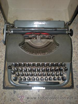 Antig&uuml;edades: MAQUINA ESCRIBIR - Foto 1
