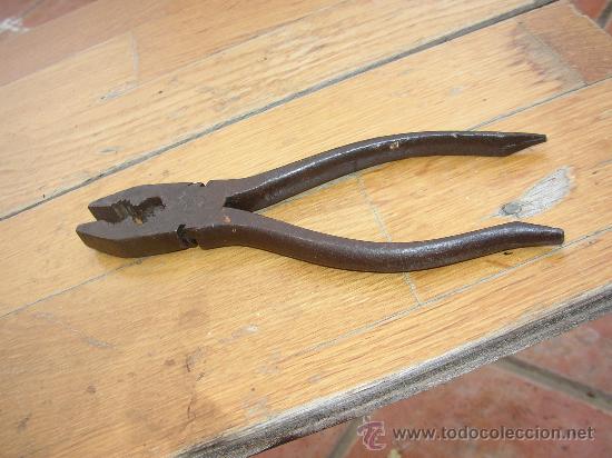 Antig&uuml;edades: Antiguos alicates, 20 cms - Foto 1