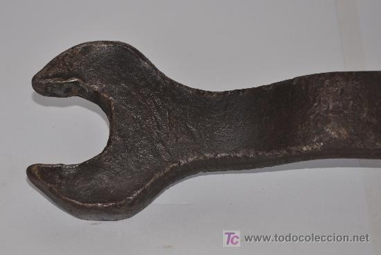 Antig&uuml;edades: Enorme llave fija plana. - Foto 5