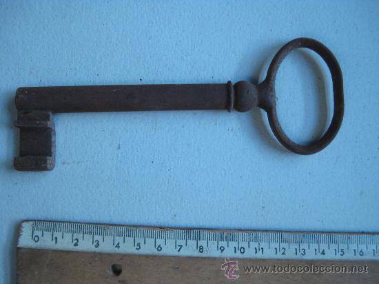 Antig&uuml;edades: LLAVE DE HIERRO DE GRAN TAMA&Ntilde;O EN - GANGA - - Foto 2