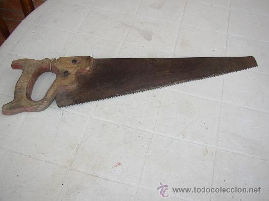 Antig&uuml;edades: Antigua sierra de carpintero 43 cms - Foto 1