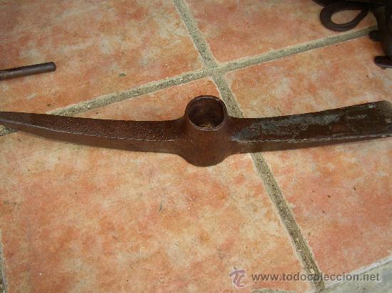 Antig&uuml;edades: Antiguo pico Bellota y numerado. - Foto 1
