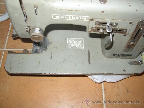 Antig&uuml;edades: Antigua m&aacute;quina de coser - Foto 3