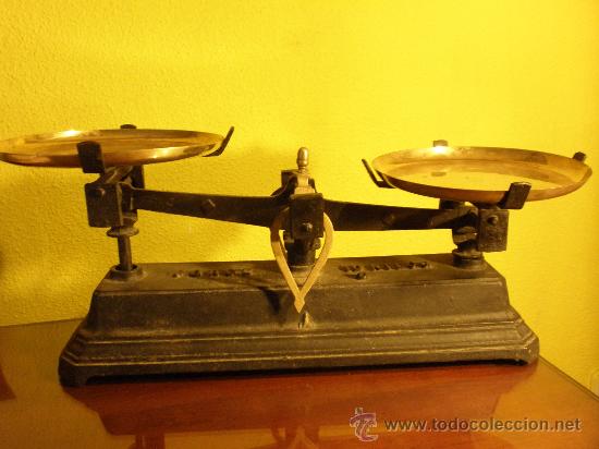 Antig&uuml;edades: Antigua balanza en hierro - Foto 1