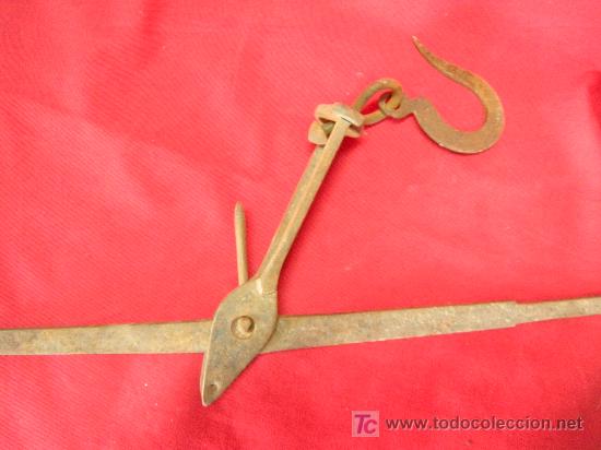 Antig&uuml;edades: ANTIGUO PESO BALANZA DE FORJA - Foto 1