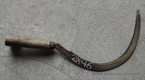 Antig&uuml;edades: Hoz de 40 cm aprox. - Foto 1